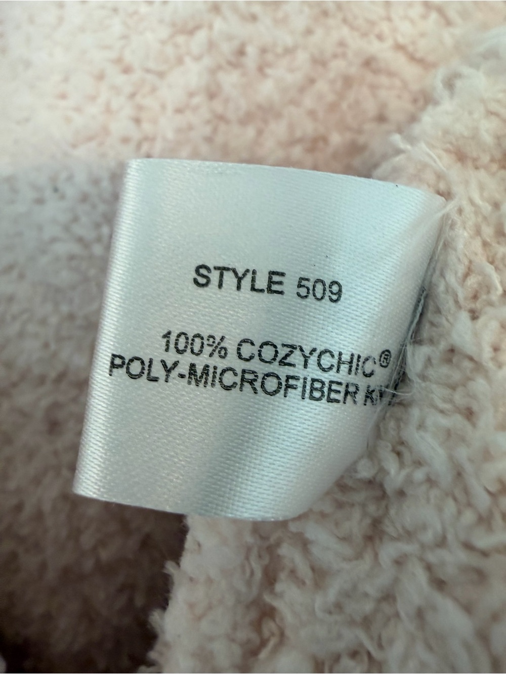 Barefoot Dreams CozyChic Robe in Blush Pink - Picture 7 of 9